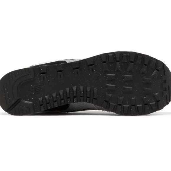 NEW BALANCE 574 V2 Classic Gray Purple White Unisex Sneakers - Sz 10.5 D - NEW - Picture 2 of 4